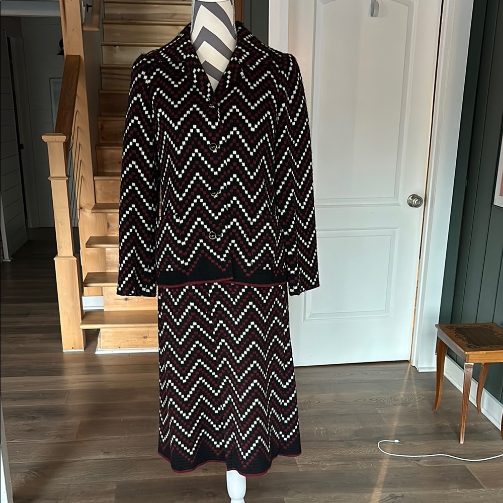 Vintage J. Tiktiner Woven Wool Patterned Suit Size L for Stix, Baer, and Fuller